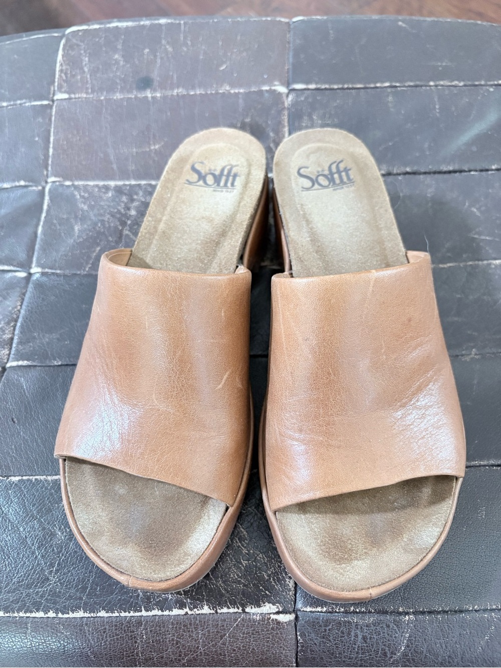 Sofft - Cass size 7 Women's Brown Leather Slide Sandals